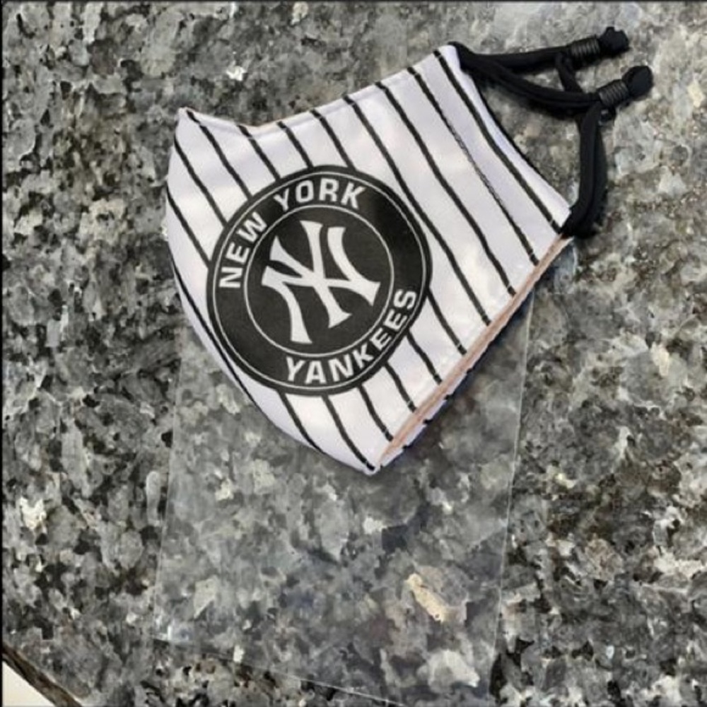 Yankees face mask